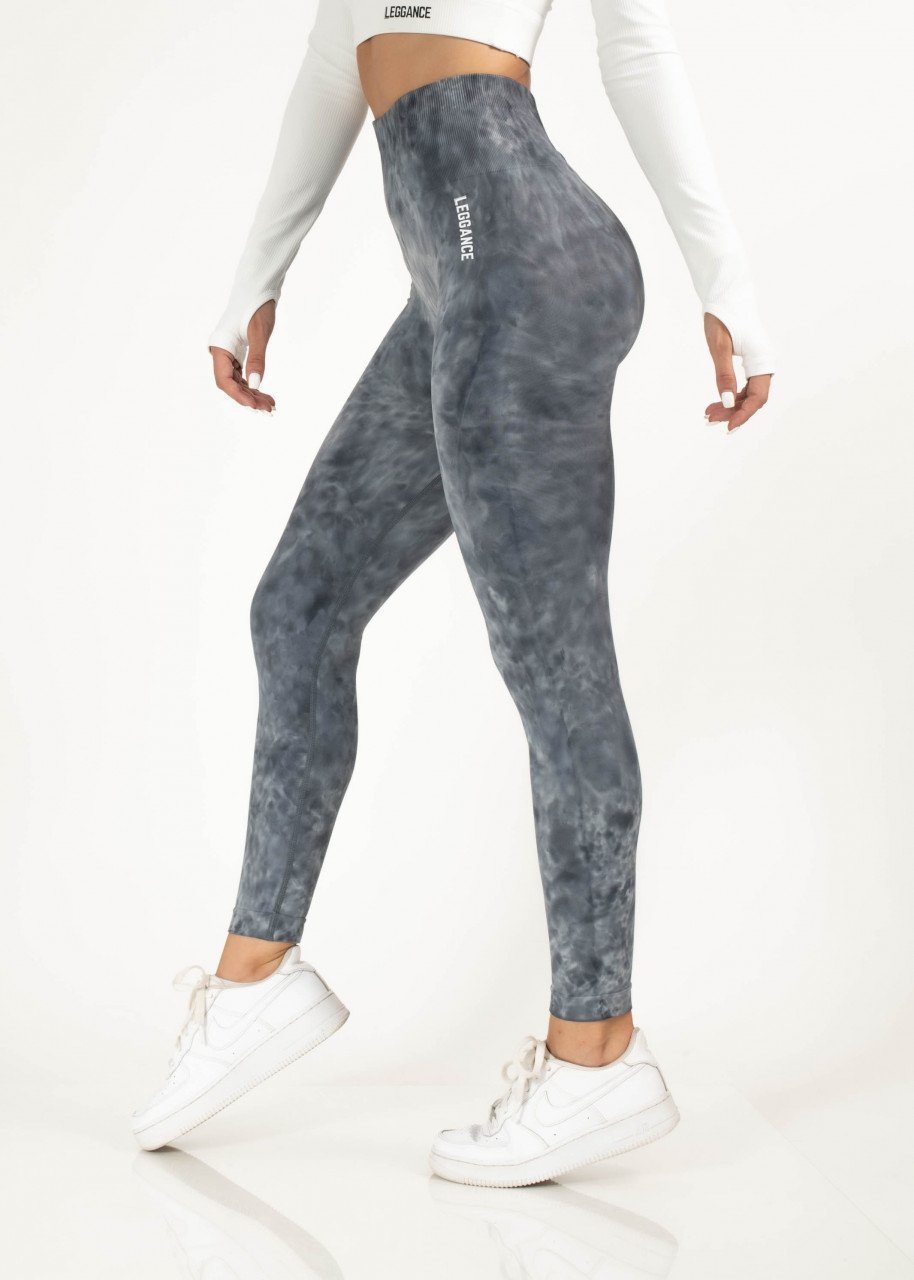 Defines Sandy Grey Leggings